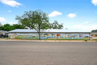 Lampasas, TX Warehouse - 401 E 6th St