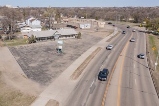 Minot, ND Industrial - 2000 Burdick Expy E