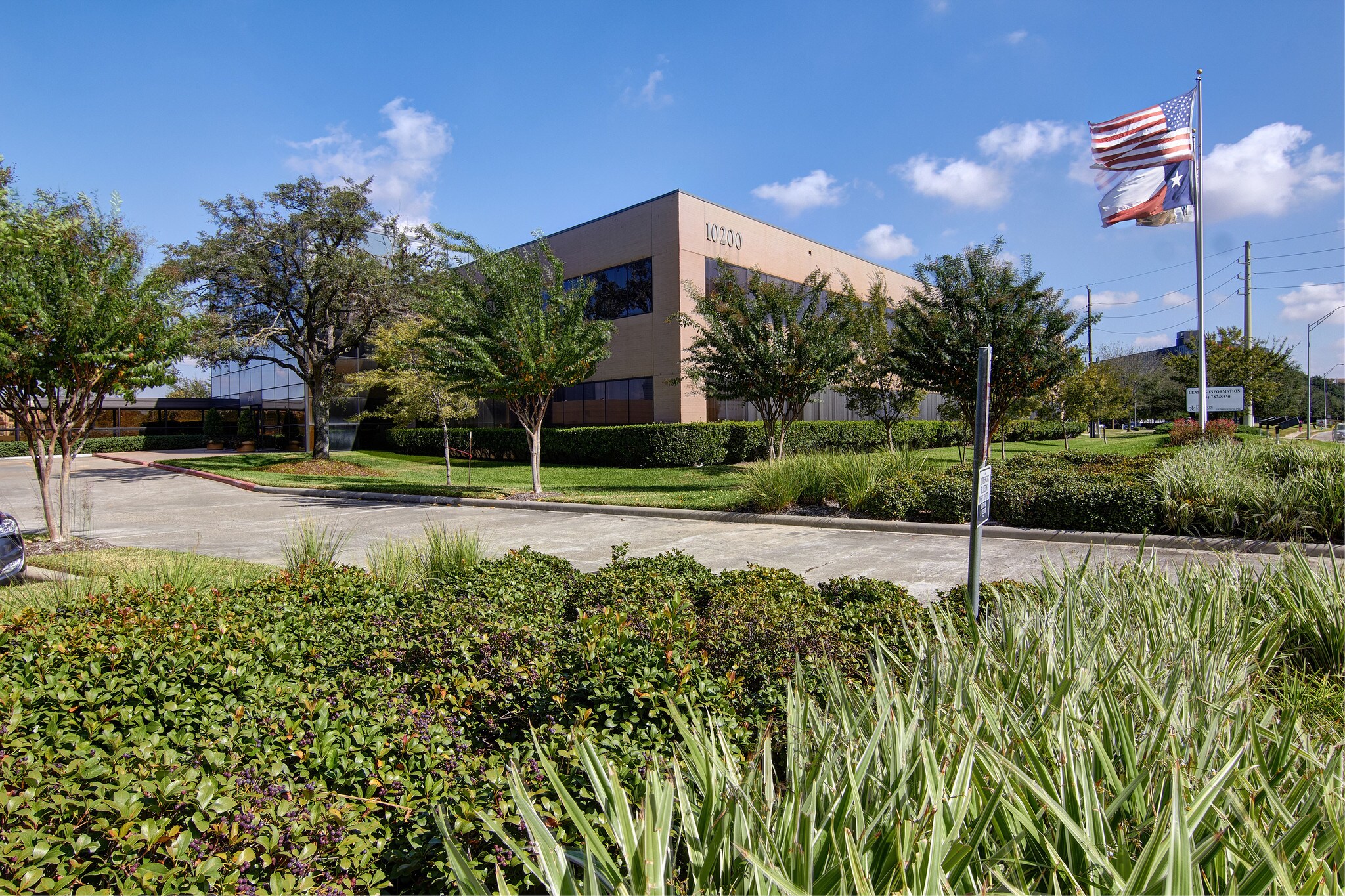 10200 Richmond Ave, Houston, TX for Rent