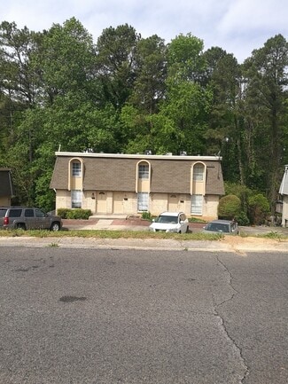 Hoover, AL Apartments - 3252 Warringwood Dr