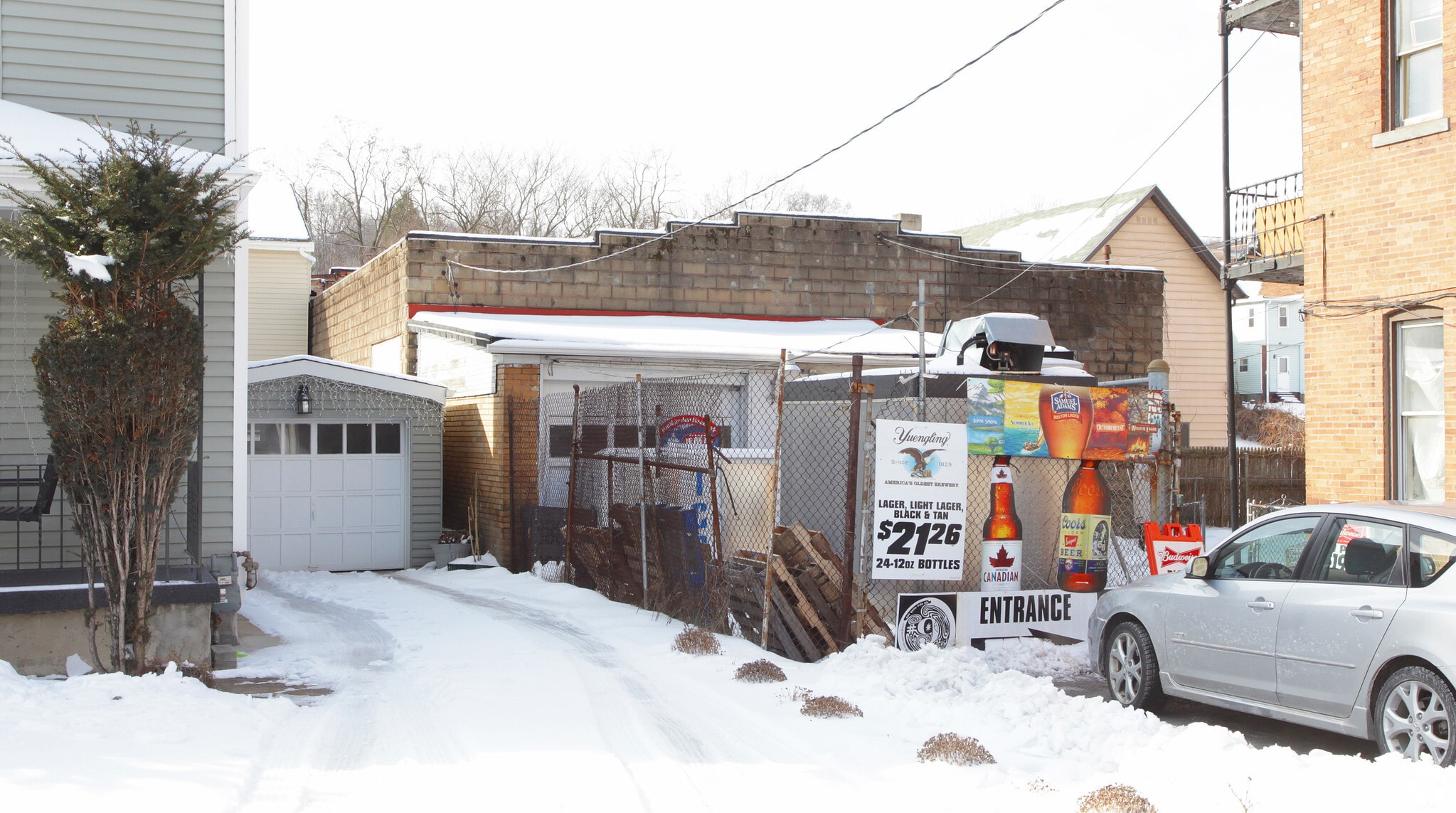 1404 4th Ave, Coraopolis, PA for Sale