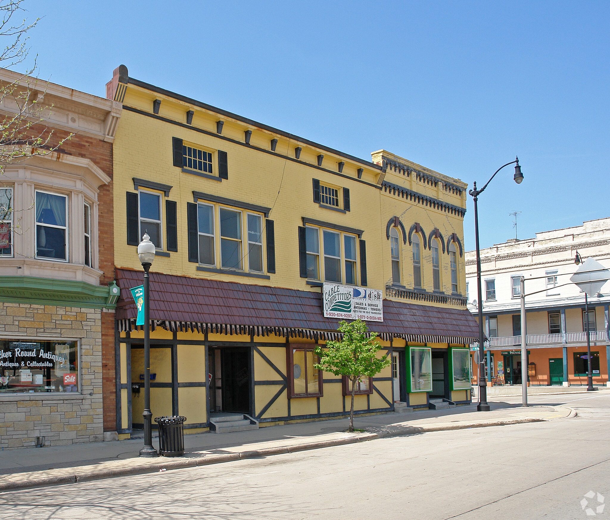 201 S Main St Jefferson, WI 53549 Retail Property for Lease on