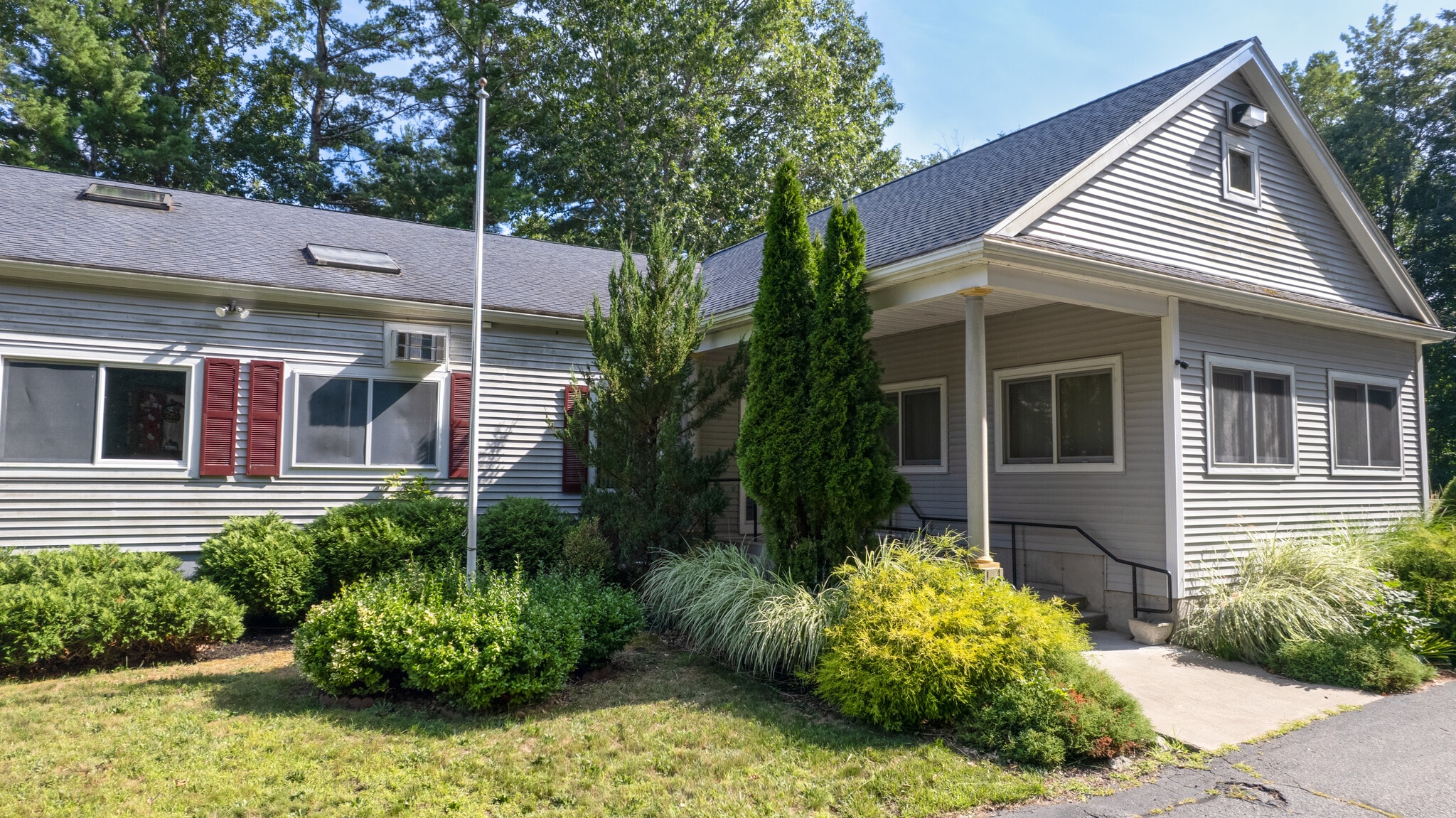 737 Washington St, Pembroke, MA for Sale