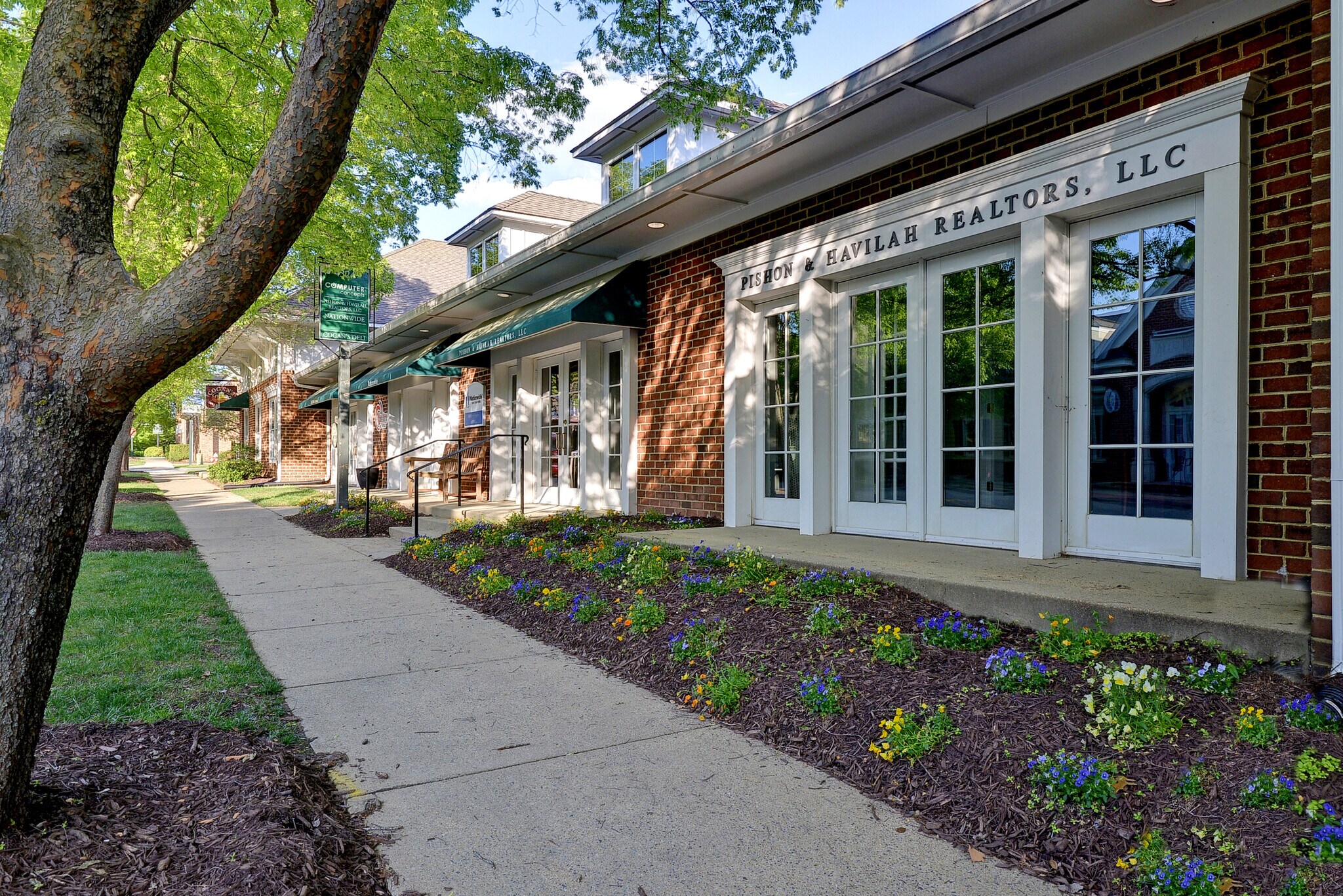 4324 New Town Ave Williamsburg, VA 23188 Retail Property for Sale on