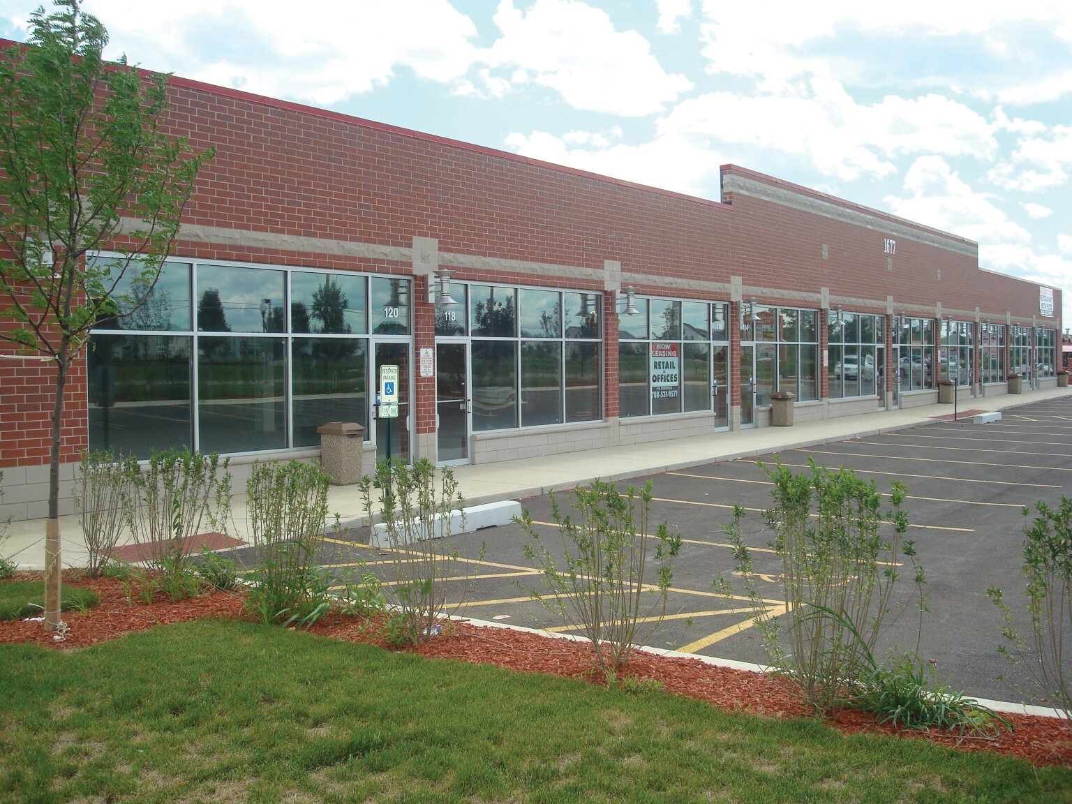 1677 Montgomery Rd, Aurora, IL for Rent