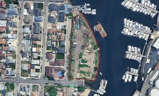 Brooklyn, NY Marinas - 25 Lacon Ct