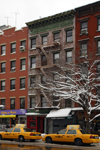 New York, NY Apartments - 122 First Ave