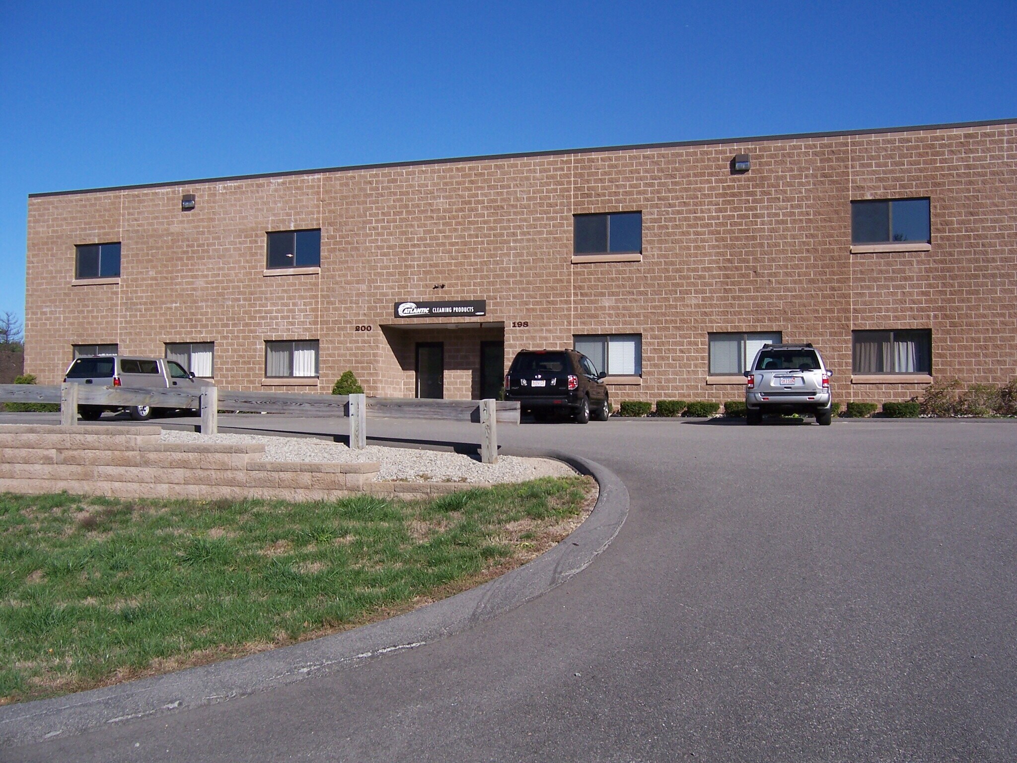 190200 Pleasant St Rockland, MA 02370 Industrial Property for Lease