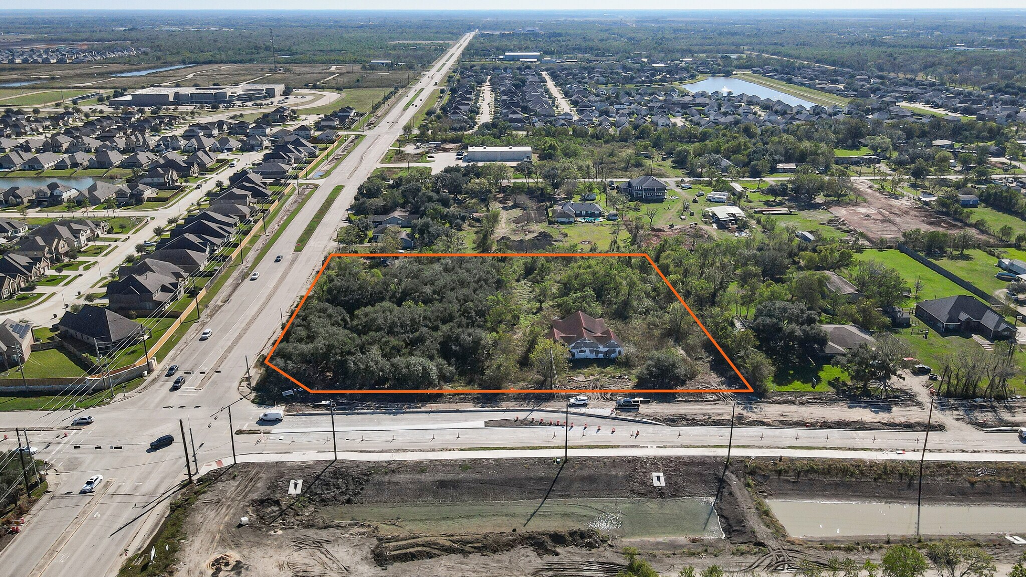 2526 County Road 58, Rosharon, TX for Sale