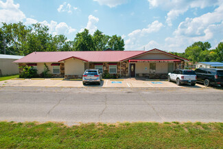 Grove, OK Medical - 601 S Broadway St