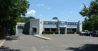 Bay Shore, NY Industrial - 1453 N Clinton Ave