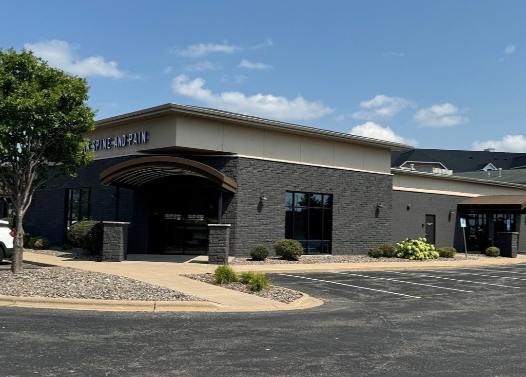 1600-1688 N Casaloma Dr, Grand Chute, WI for Rent