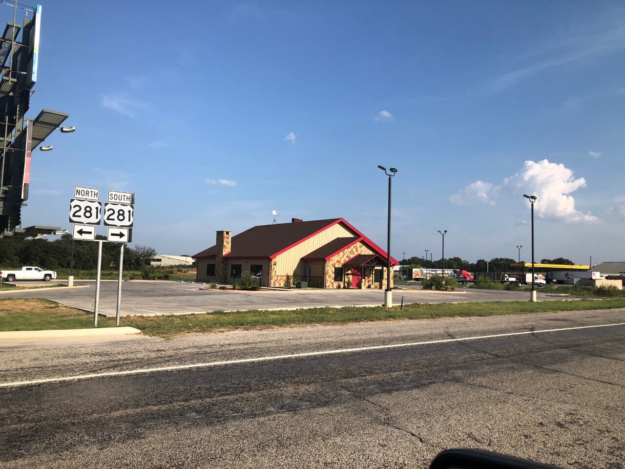 13787 S Highway 281, Santo, TX for Rent