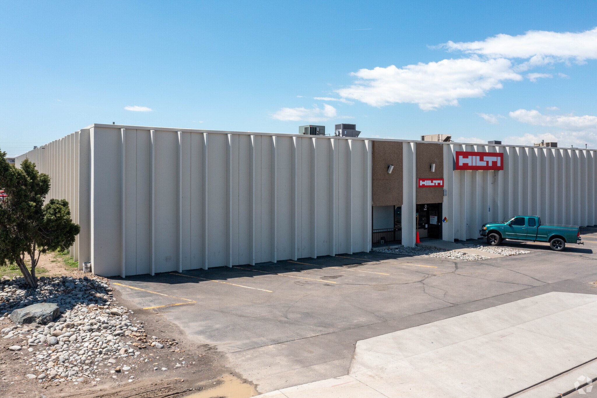 6100 E 44th Ave, Denver, CO for Rent