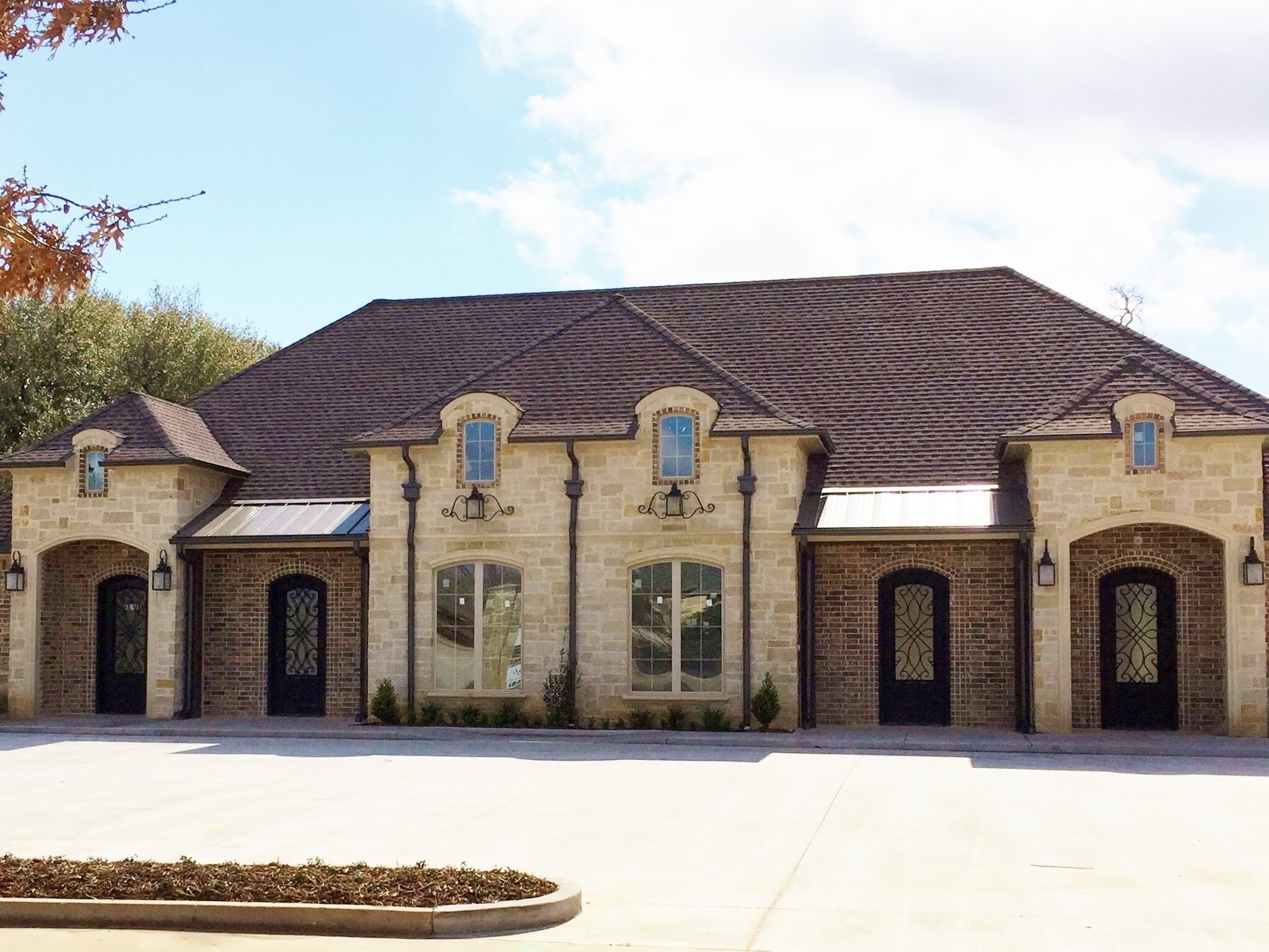 2072 Three Lakes Pky Tyler, TX 75703 Office Property for Lease on