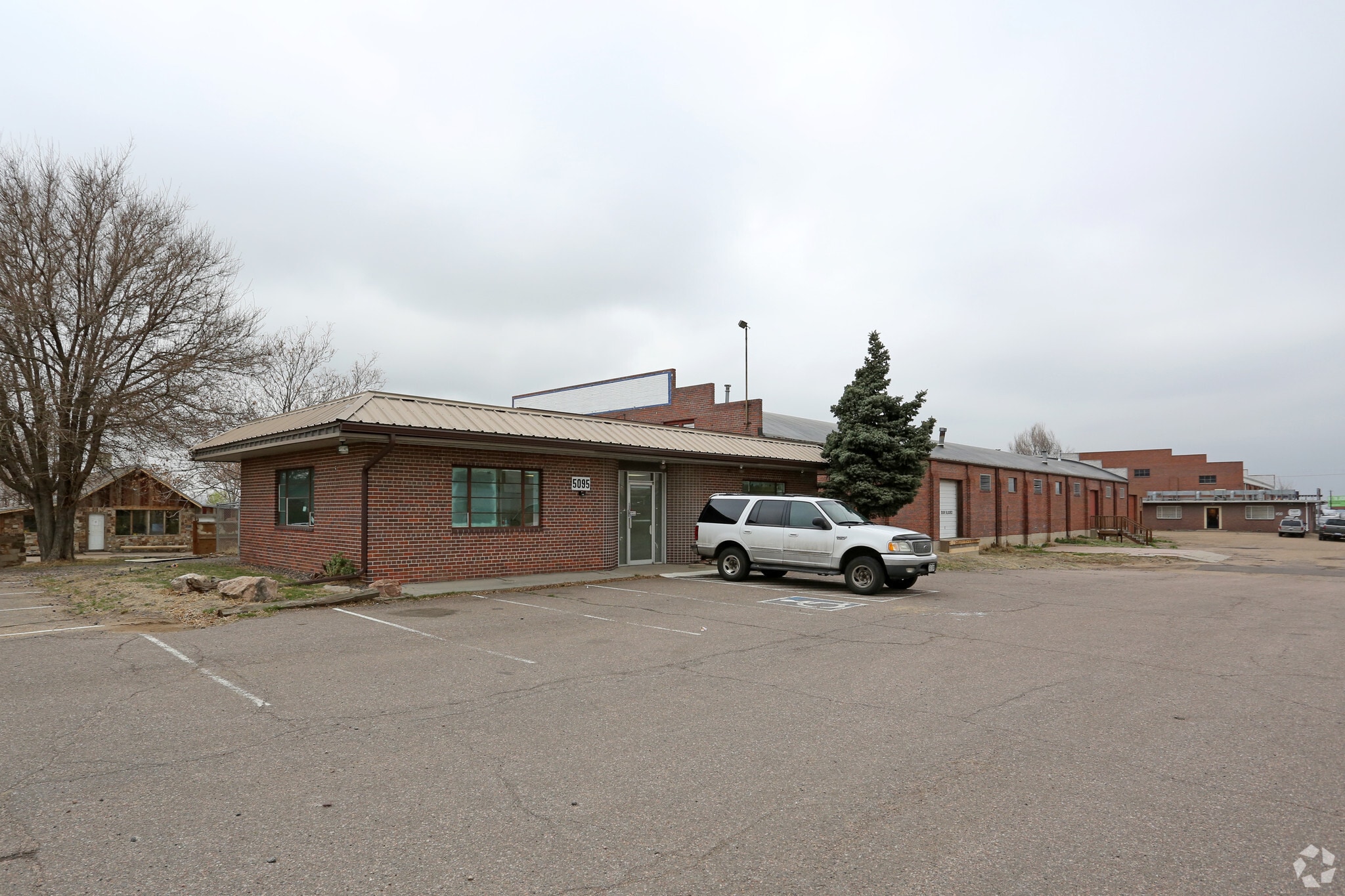 5095 Colorado Blvd, Denver, CO for Rent