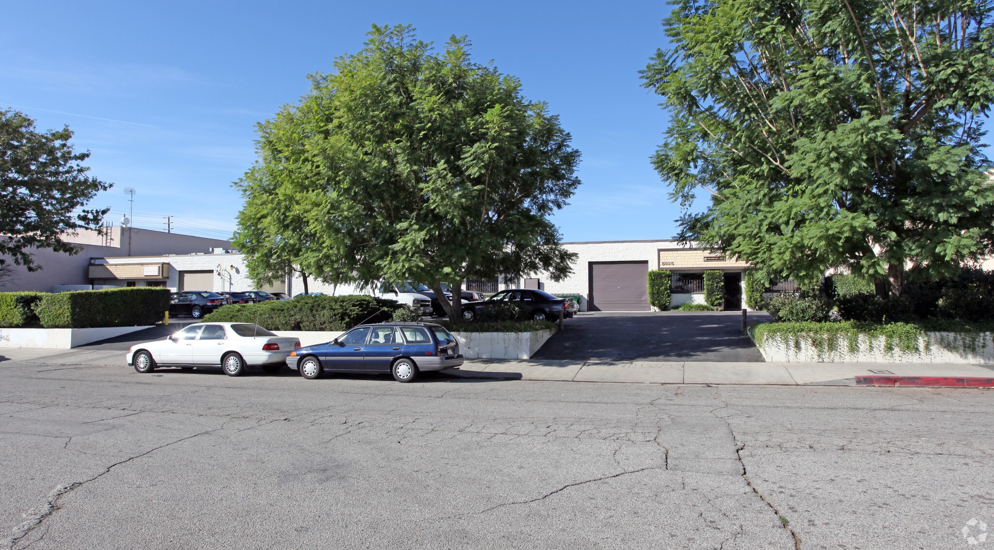8917 Fullbright Ave, Chatsworth, CA for Rent