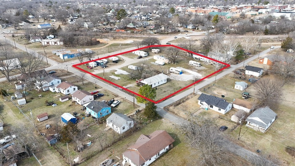 310 W Corporation St, Henryetta, OK for Sale