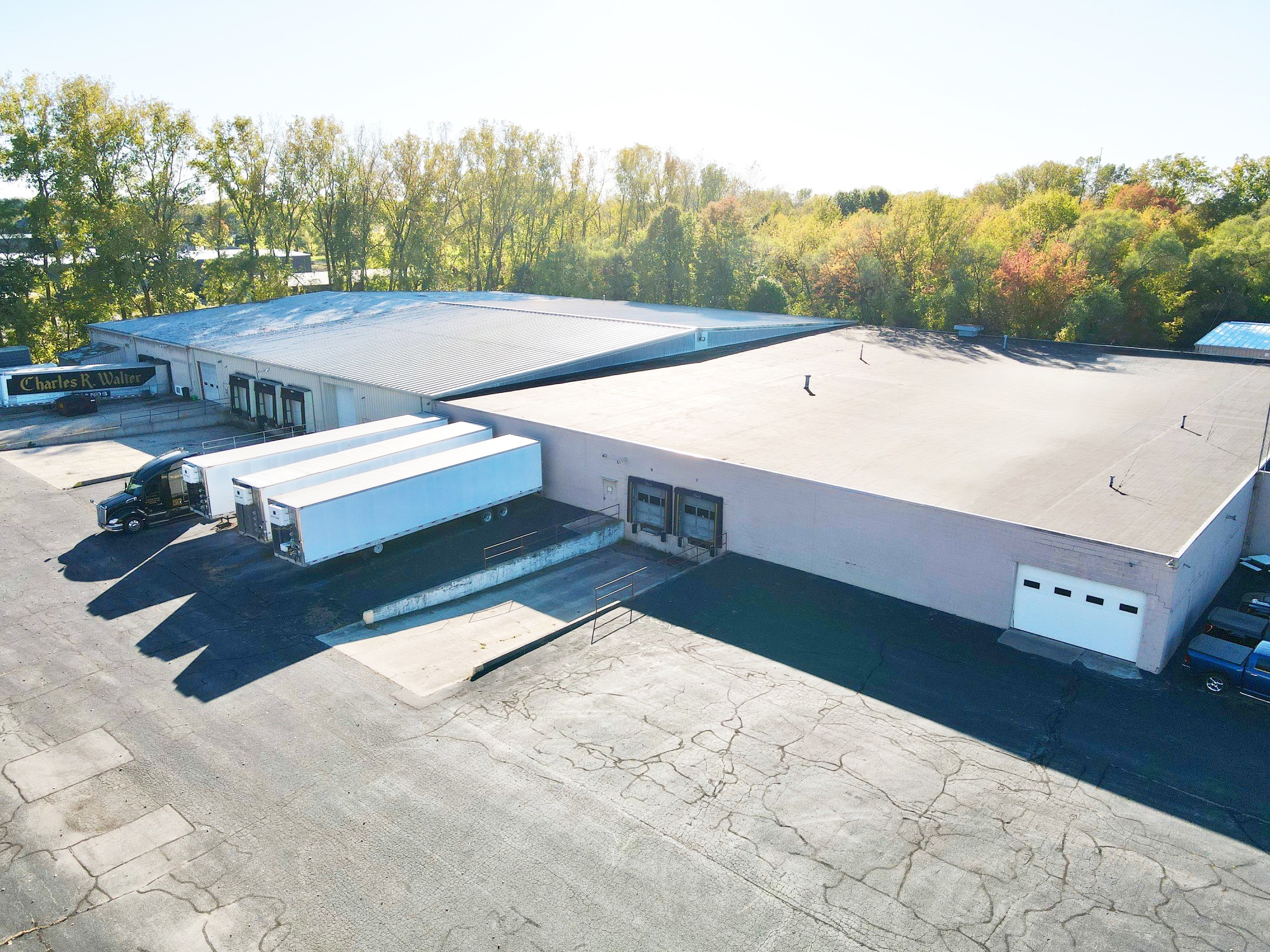 2135 Industrial Pky, Elkhart, IN for Sale