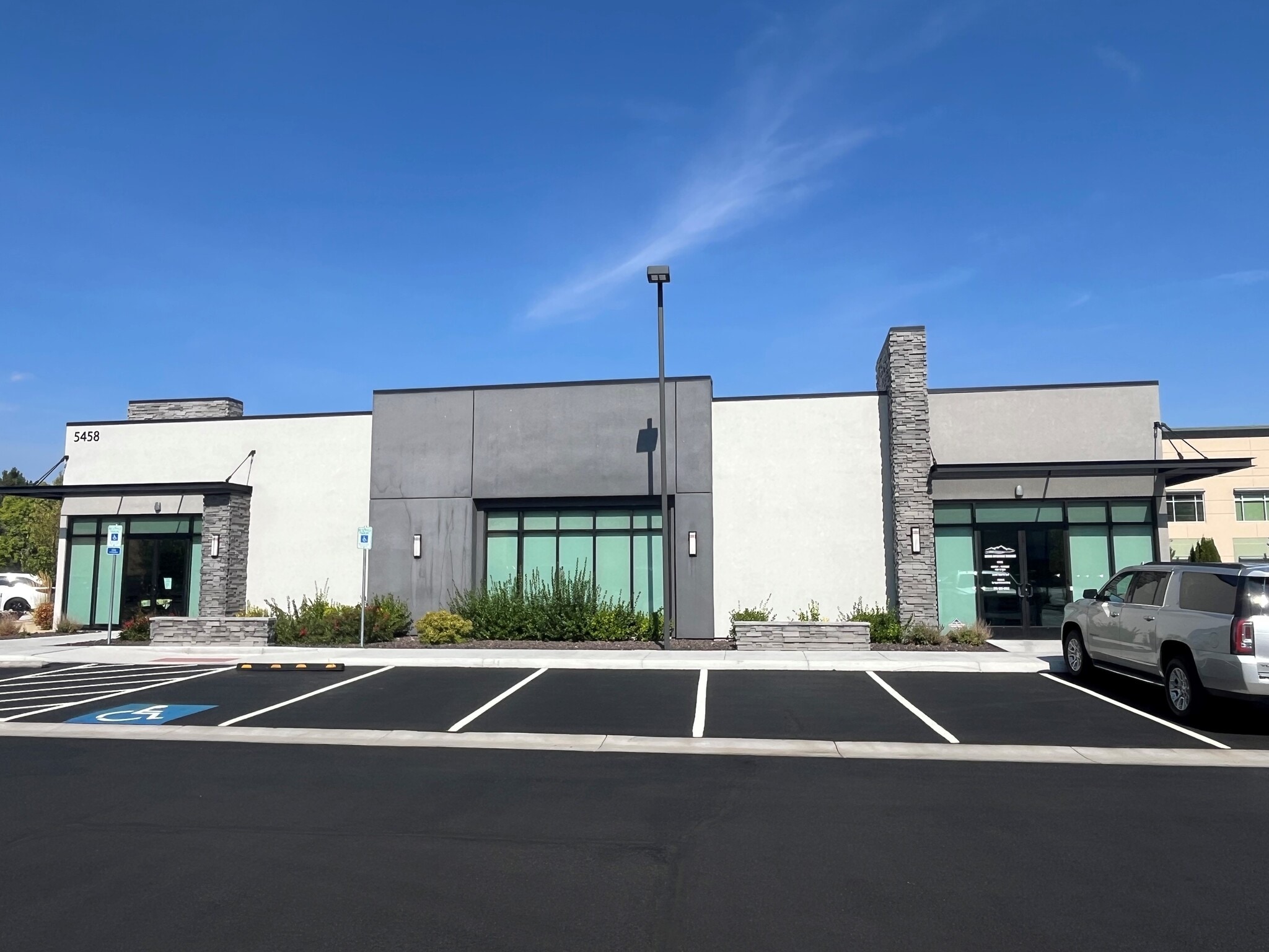 5458 Reno Corporate Dr, Reno, NV for Rent