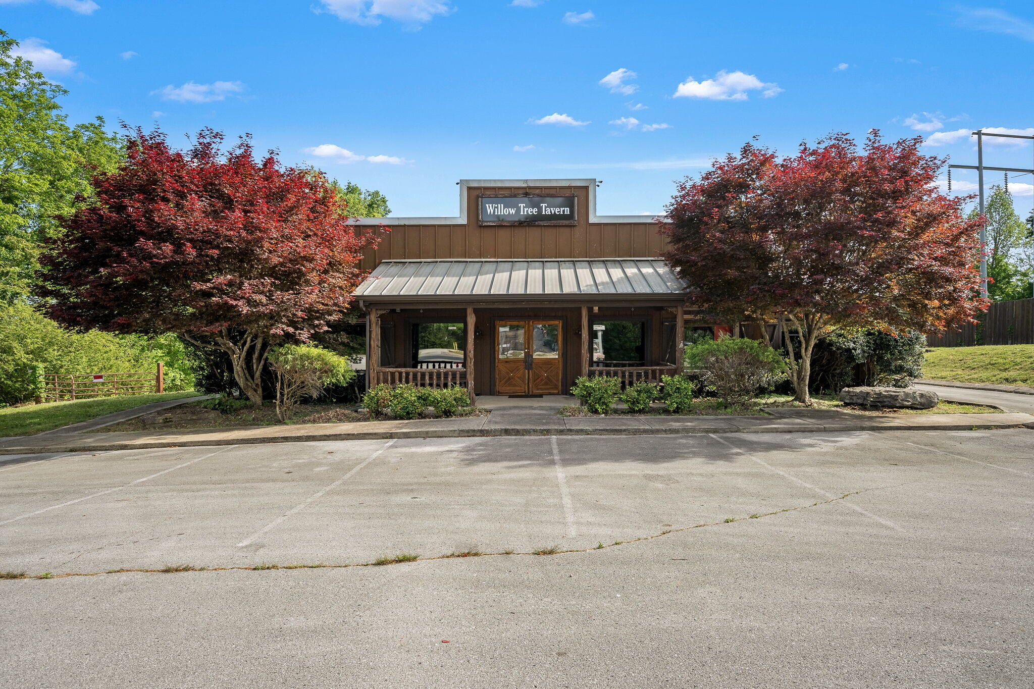 7080 Dale Ridge Rd, Lancaster, TN for Sale