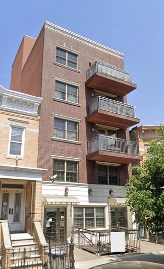 Astoria, NY Storefront Retail/Residential - 2834 38th St