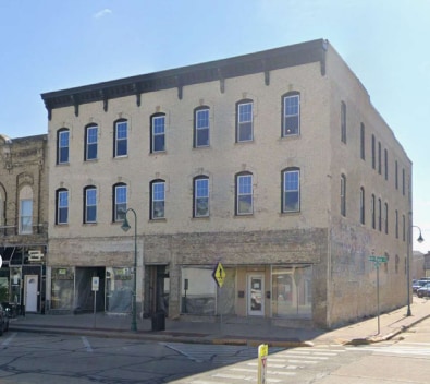 183-187 W Main St, Whitewater, WI for Sale