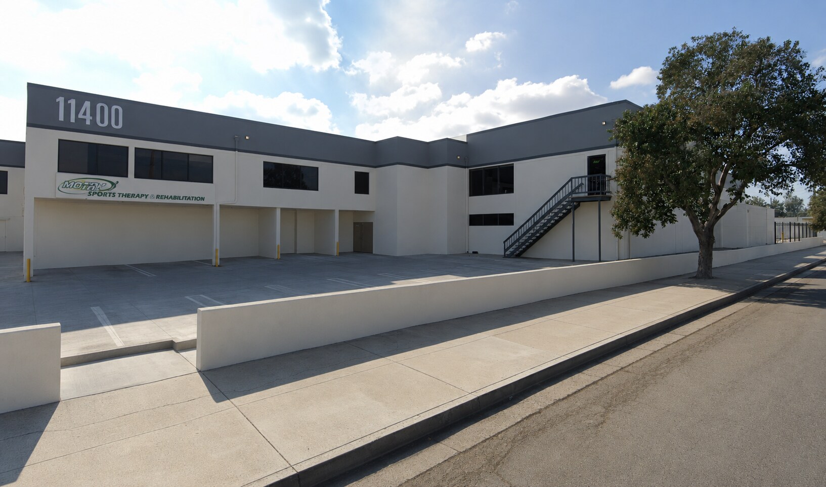 18430 Hart st, Reseda, CA for Rent