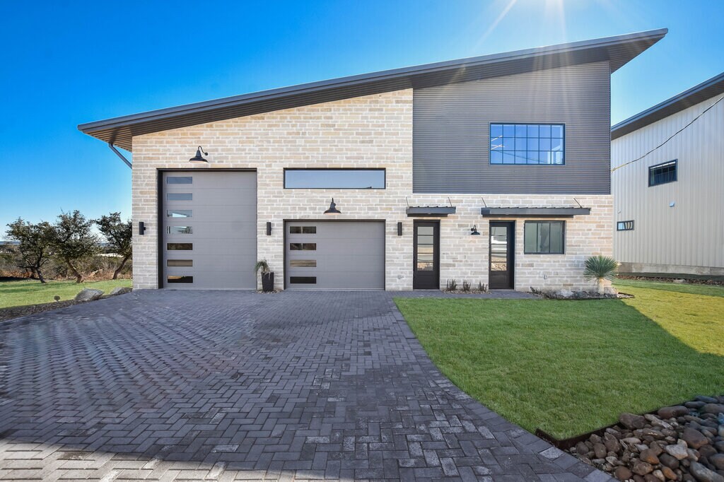 1301 O Reilly Ct, Lakeway, TX for Sale