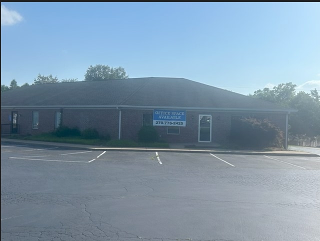 1004 Brookhaven Rd, Franklin, KY for Rent