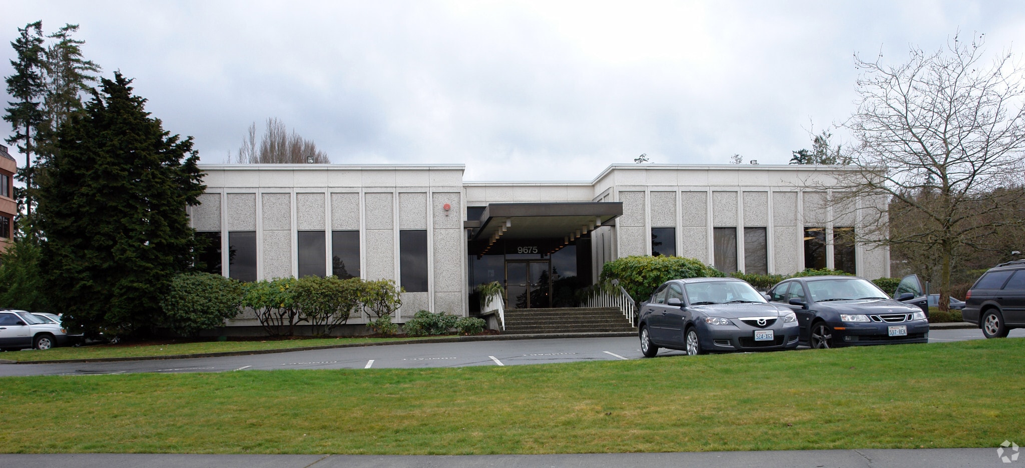 9675 SE 36th St, Mercer Island, WA for Rent