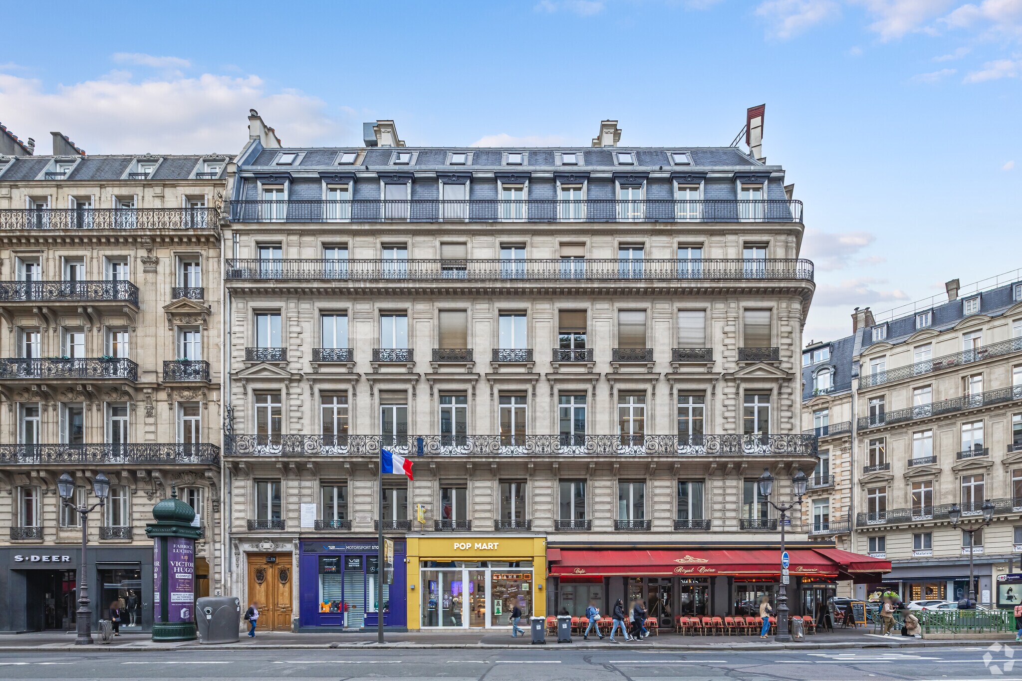 19 Avenue De L'Opera, Paris, PAR for Rent