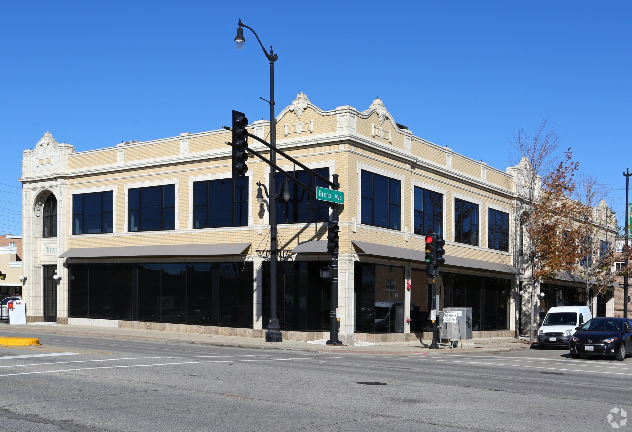 8800 Bronx Ave, Skokie, IL for Rent