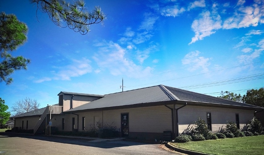 1600 N Washington Ave, Durant, OK for Rent