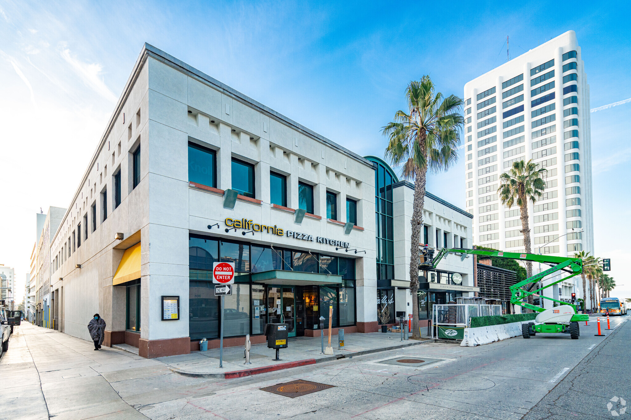 210-214 Wilshire Blvd, Santa Monica, CA for Rent