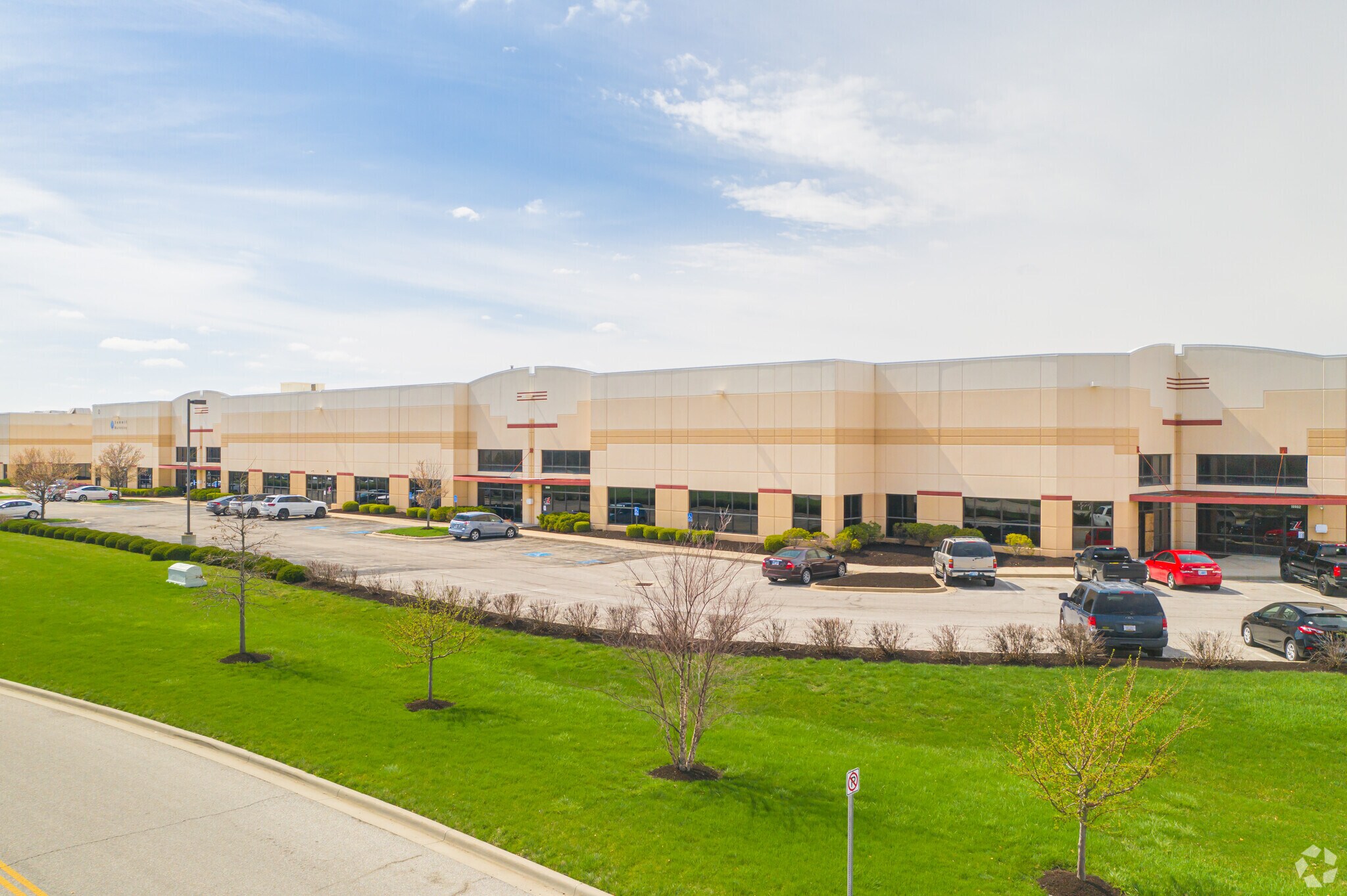 10902-10918 Strang Line Rd, Lenexa, KS for Rent
