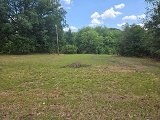 Greensboro, NC Commercial - 831-833 Guilford College Rd