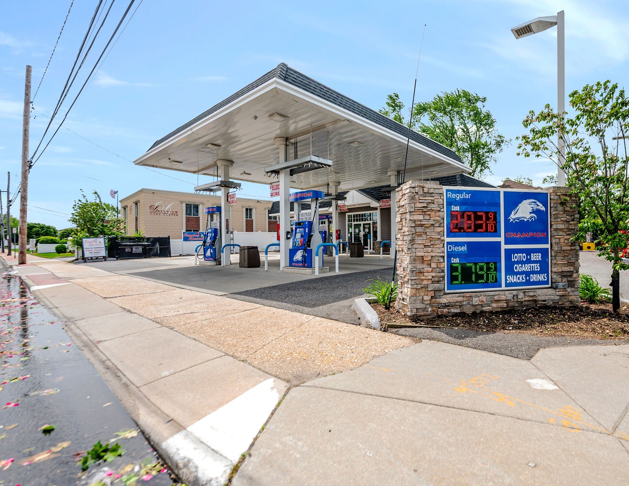 566 Fulton St, Farmingdale, NY for Sale