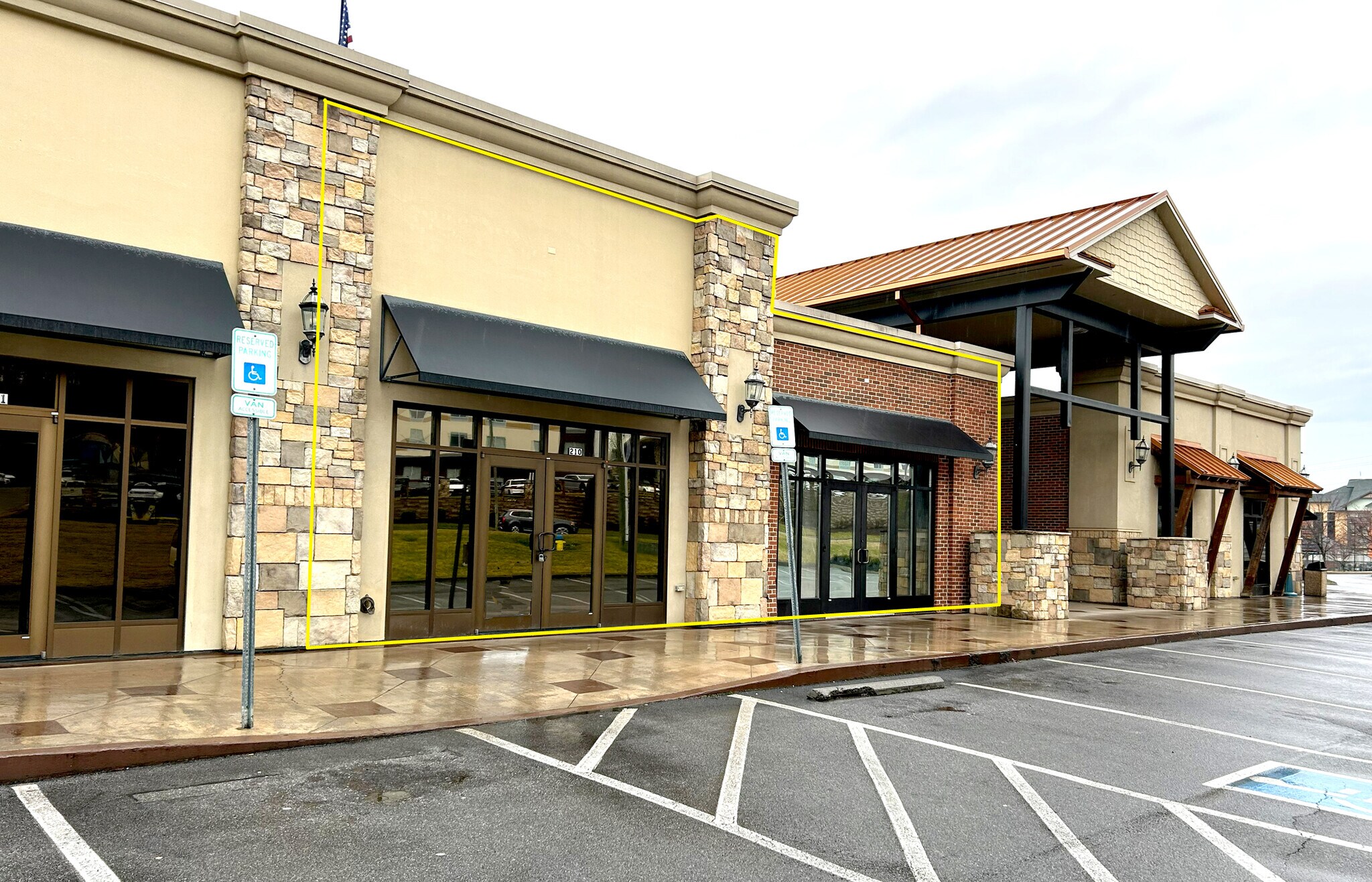 2430 Teaster Ln, Pigeon Forge, TN for Rent