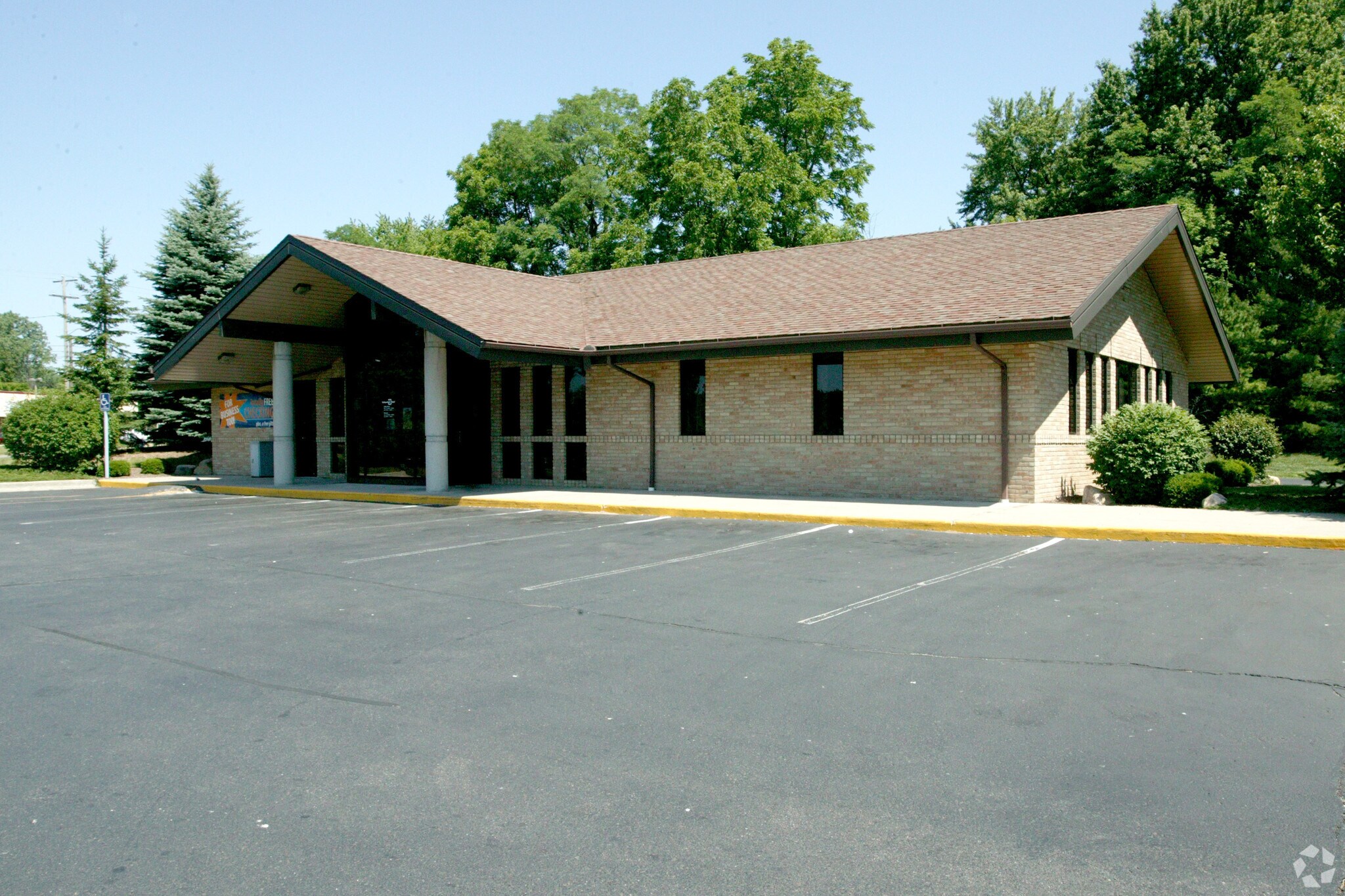 1001 E Columbia Ave, Battle Creek, MI for Rent