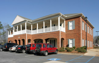 Roswell, GA Medical - 560 W Crossville Rd