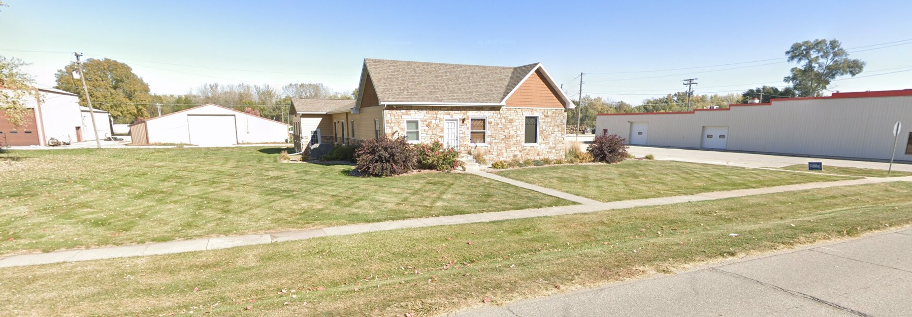 527 Main St, Van Meter, IA for Sale