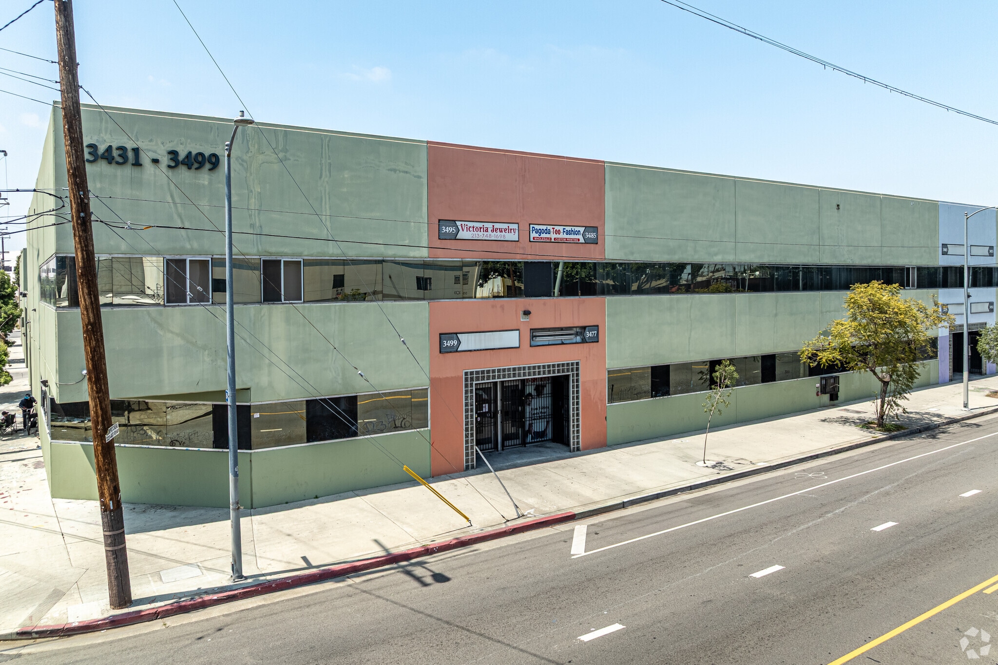 3499 S Main St, Los Angeles, CA for Rent