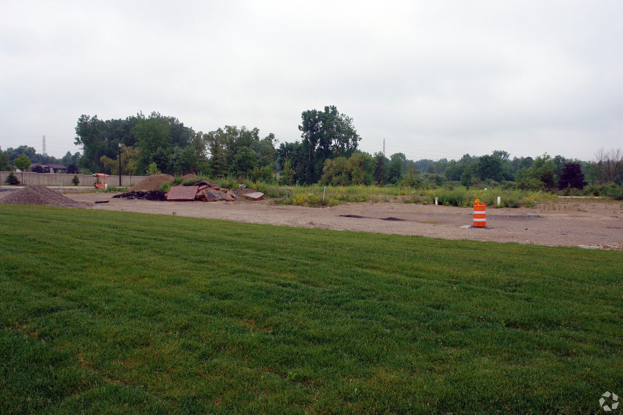 57090 Ten Mile Rd, South Lyon, MI for Rent