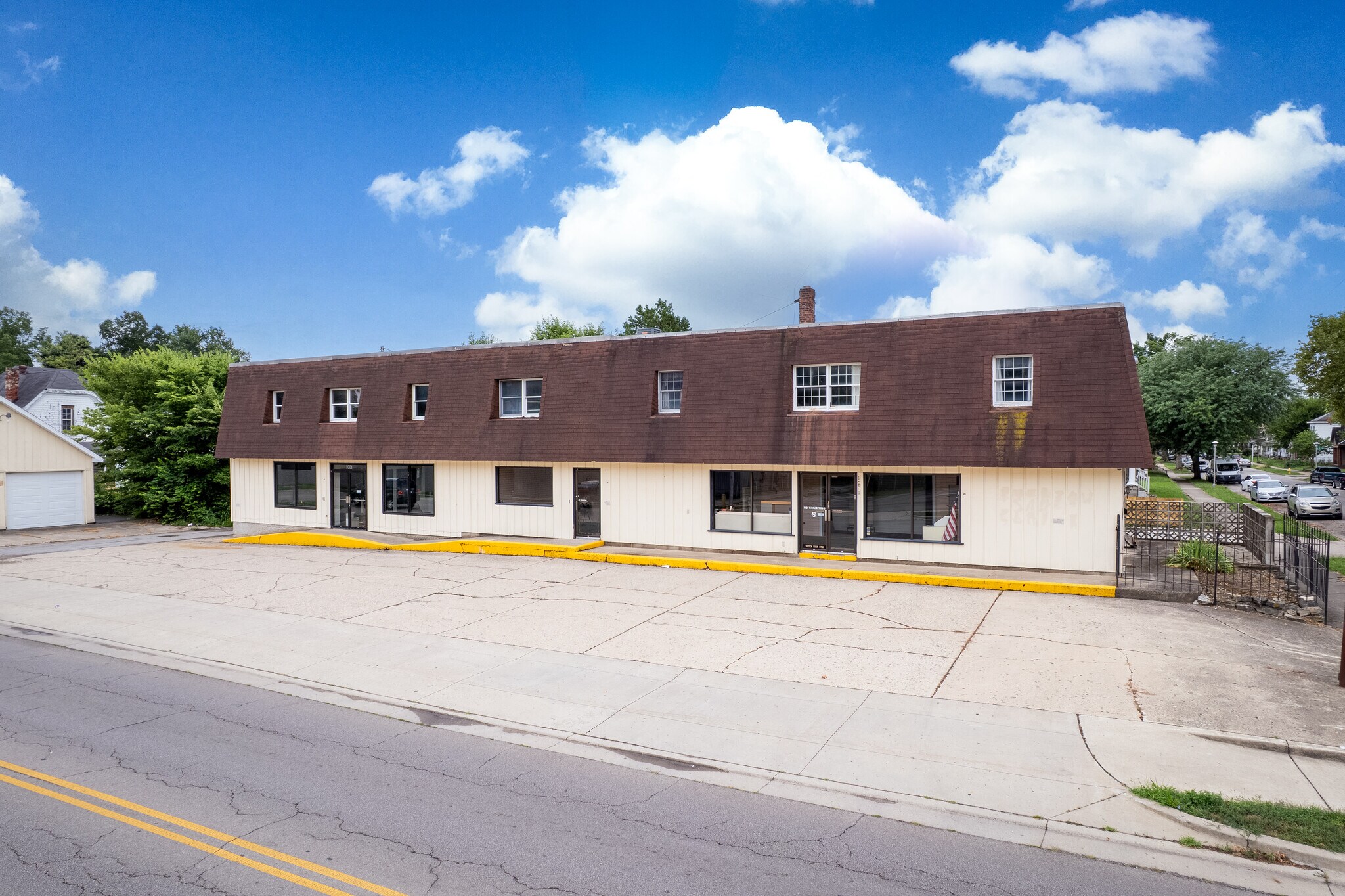 1001 S E St, Richmond, IN for Sale