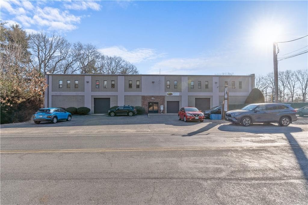 220 Old Baptist Rd, North Kingstown, RI for Rent