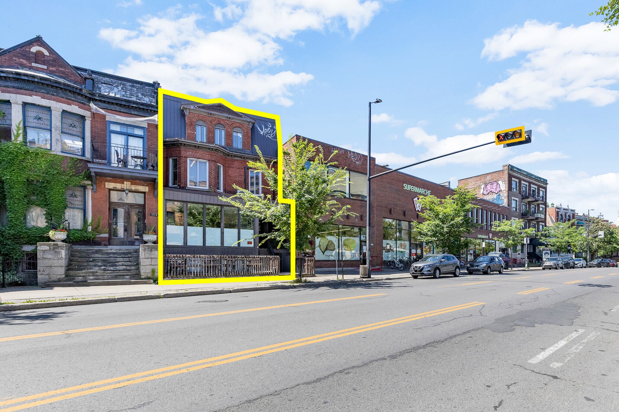 5220 Av Du Parc, Montréal, QC for Sale