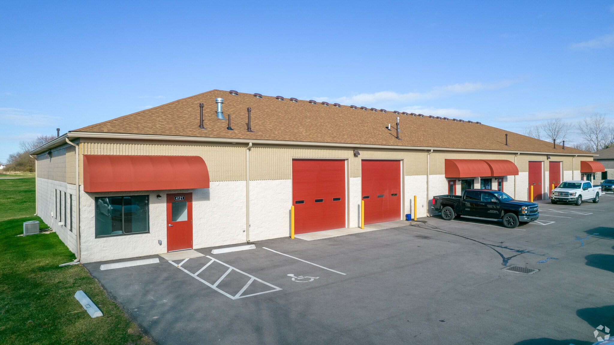 4121-4133 Weaver Ct, Hilliard, OH for Rent