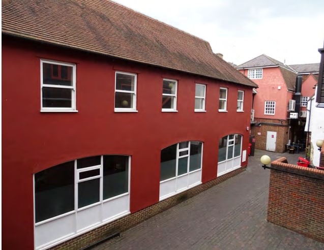 12B Chequer St, St Albans, HRT for Rent
