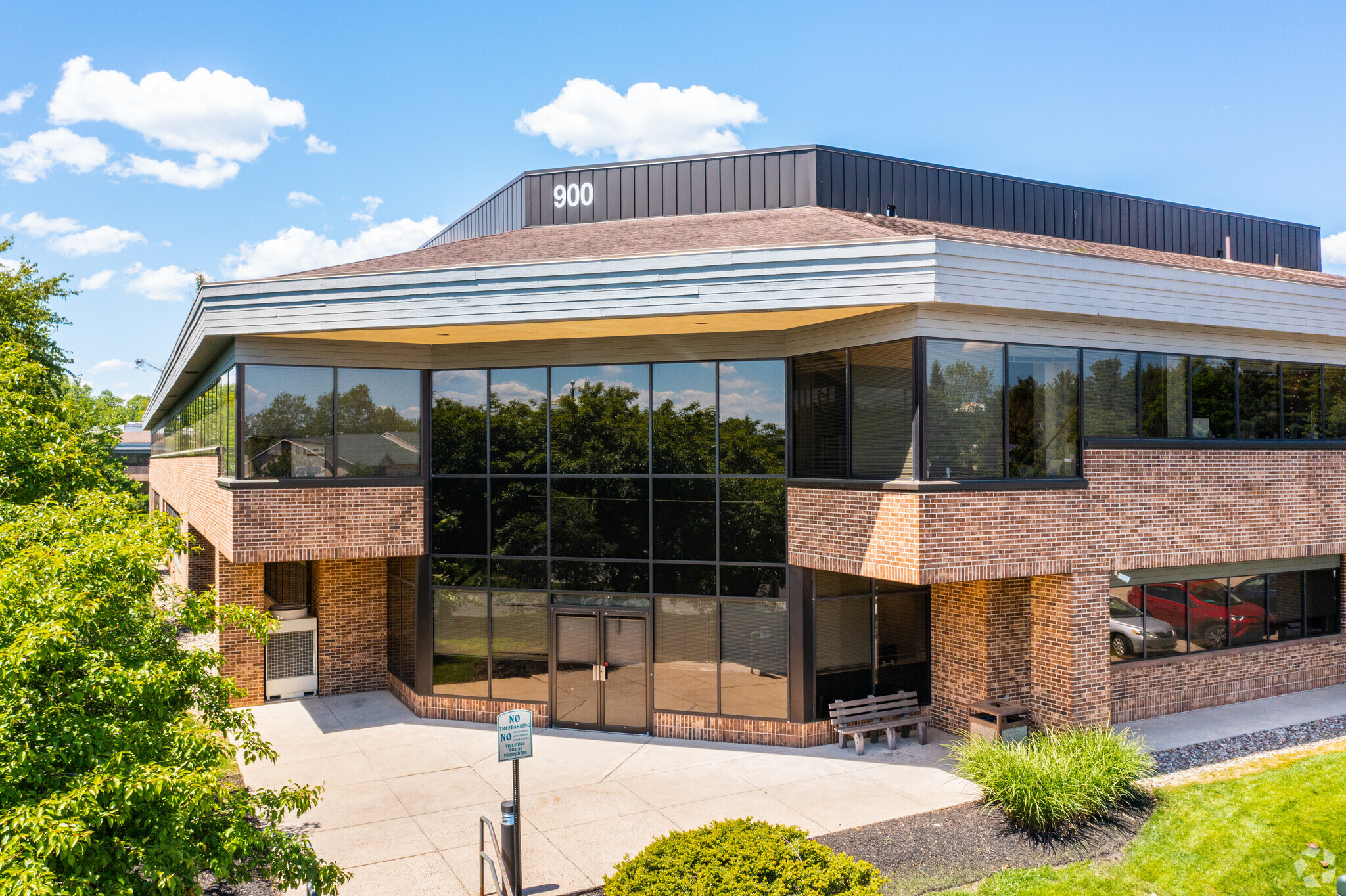 900 Business Center Dr, Horsham, PA for Sale